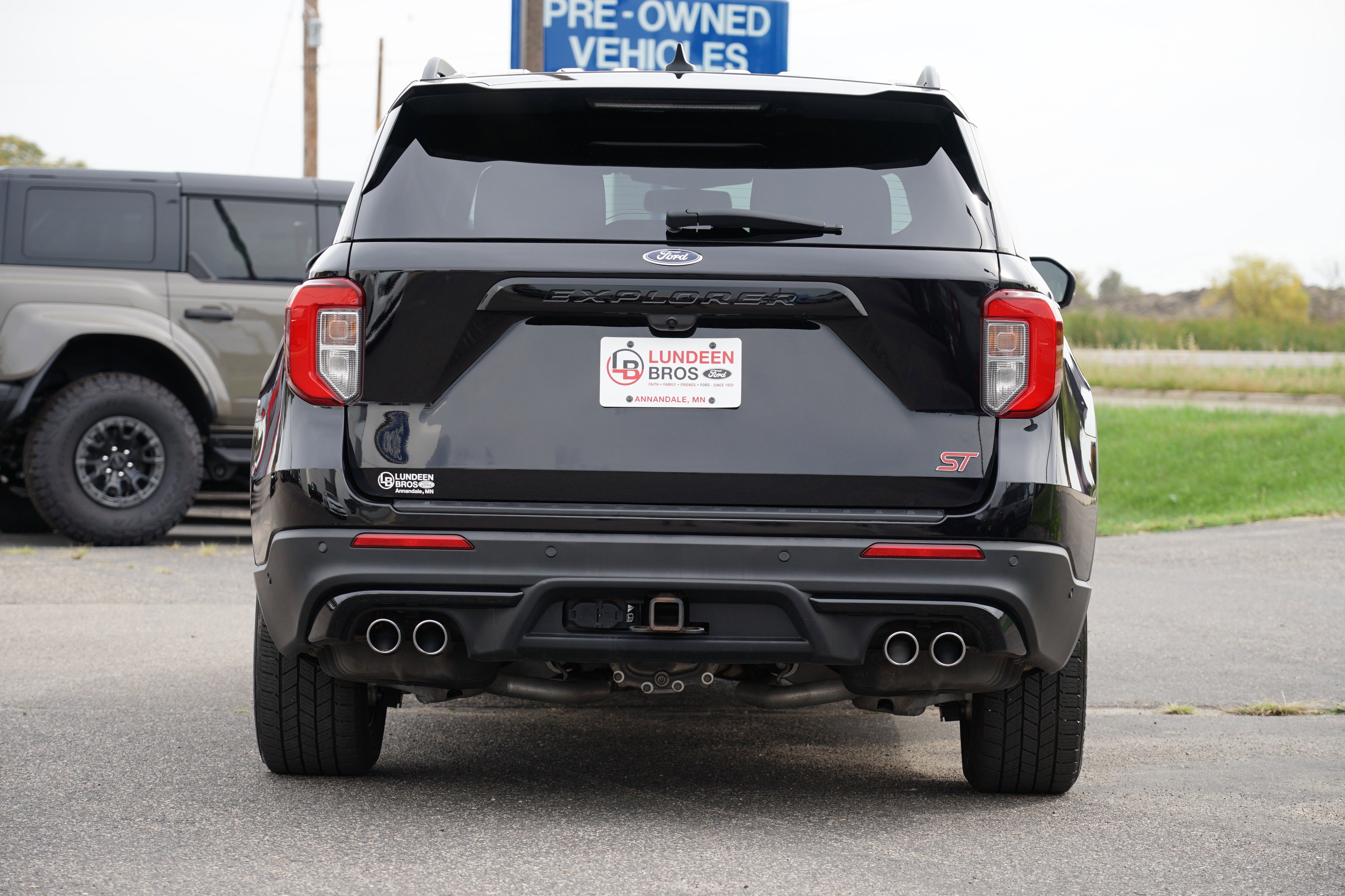 Used 2021 Ford Explorer ST w/ Equipment Group 401A image 4