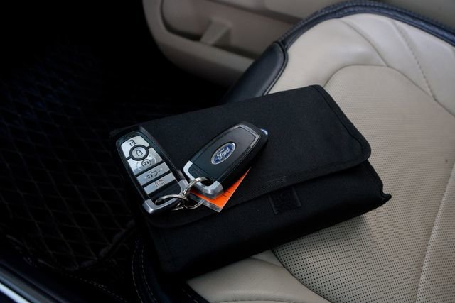 Used 2020 Ford F250 Limited image 57