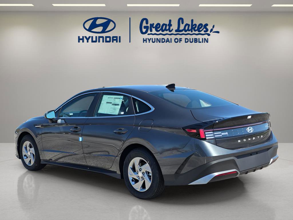 New 2026 Hyundai Sonata SE FWD image 3
