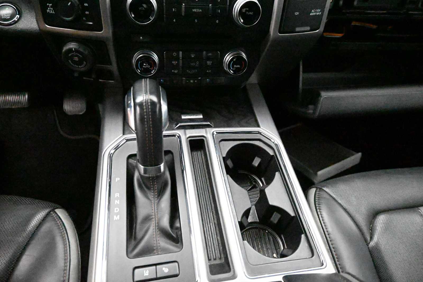 Used 2018 Ford F150 Platinum w/ Equipment Group 701A Luxury AWD/4WD image 19
