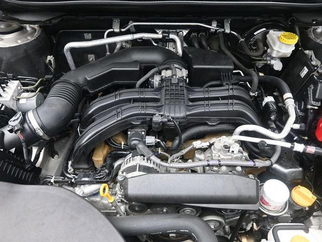 Used 2020 Subaru Outback Premium image 32