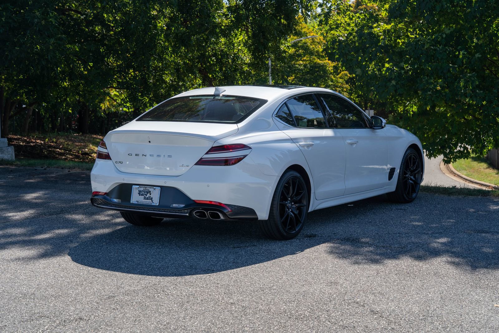 Used 2022 Genesis G70 2.0T w/ Prestige Package image 7