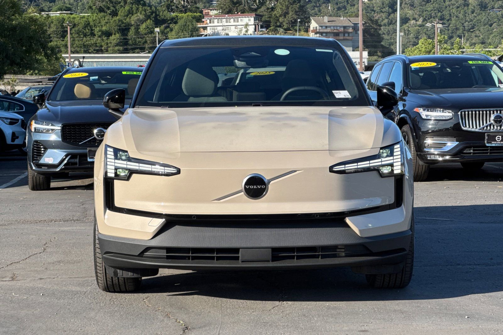 New 2026 Volvo EX30 Plus w/ Climate Package image 10