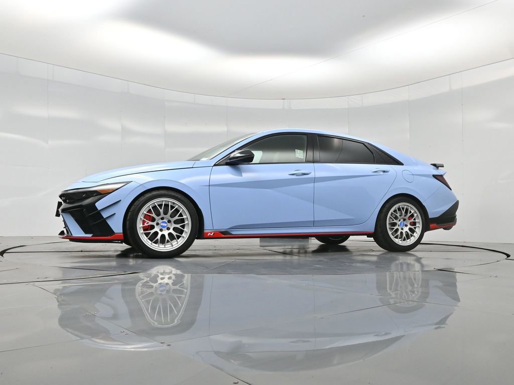 Used 2025 Hyundai Elantra N image 6