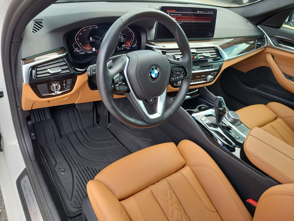 Used 2022 BMW 530i w/ Convenience Package image 19