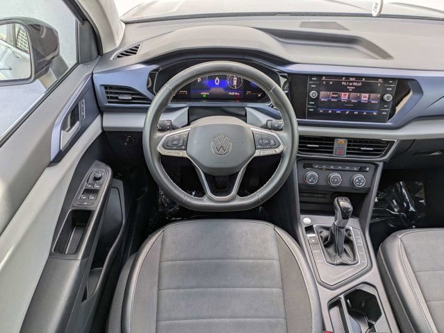 Used 2022 Volkswagen Taos SE FWD image 17