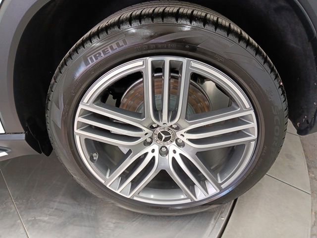 Used 2025 Mercedes-Benz GLS 450 4MATIC image 51