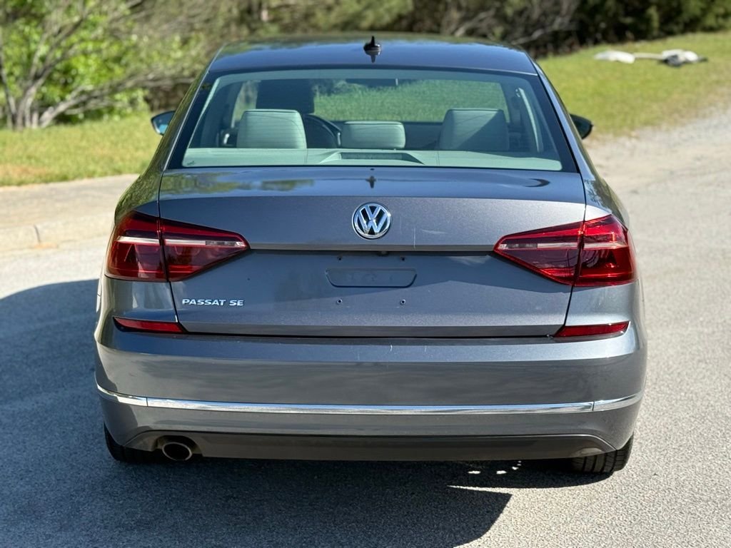 Used 2017 Volkswagen Passat 1.8T SE image 9