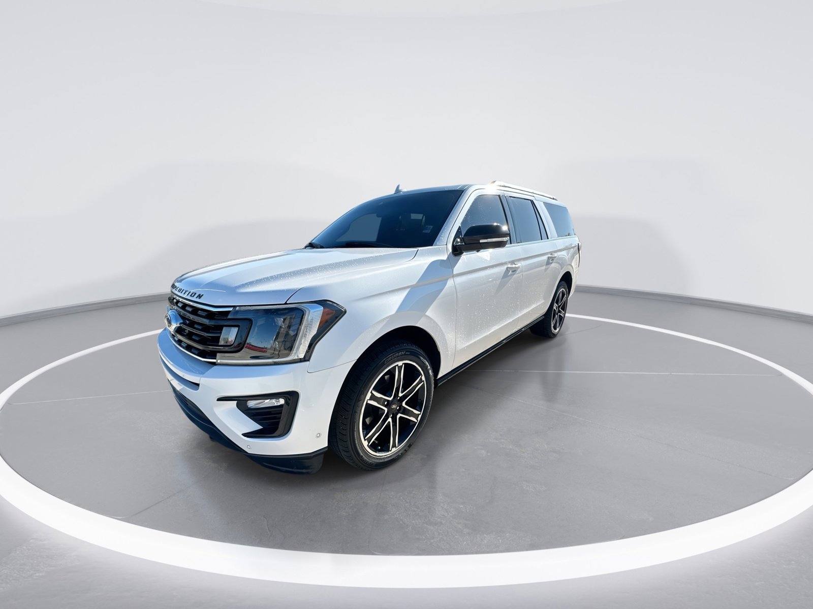 Used 2019 Ford Expedition Max Limited w/ Equipment Group 303A AWD/4WD image 4