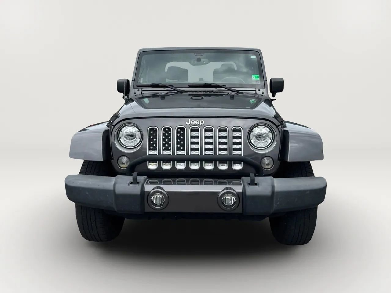 Used 2017 Jeep Wrangler Sahara w/ Connectivity Group AWD/4WD image 8