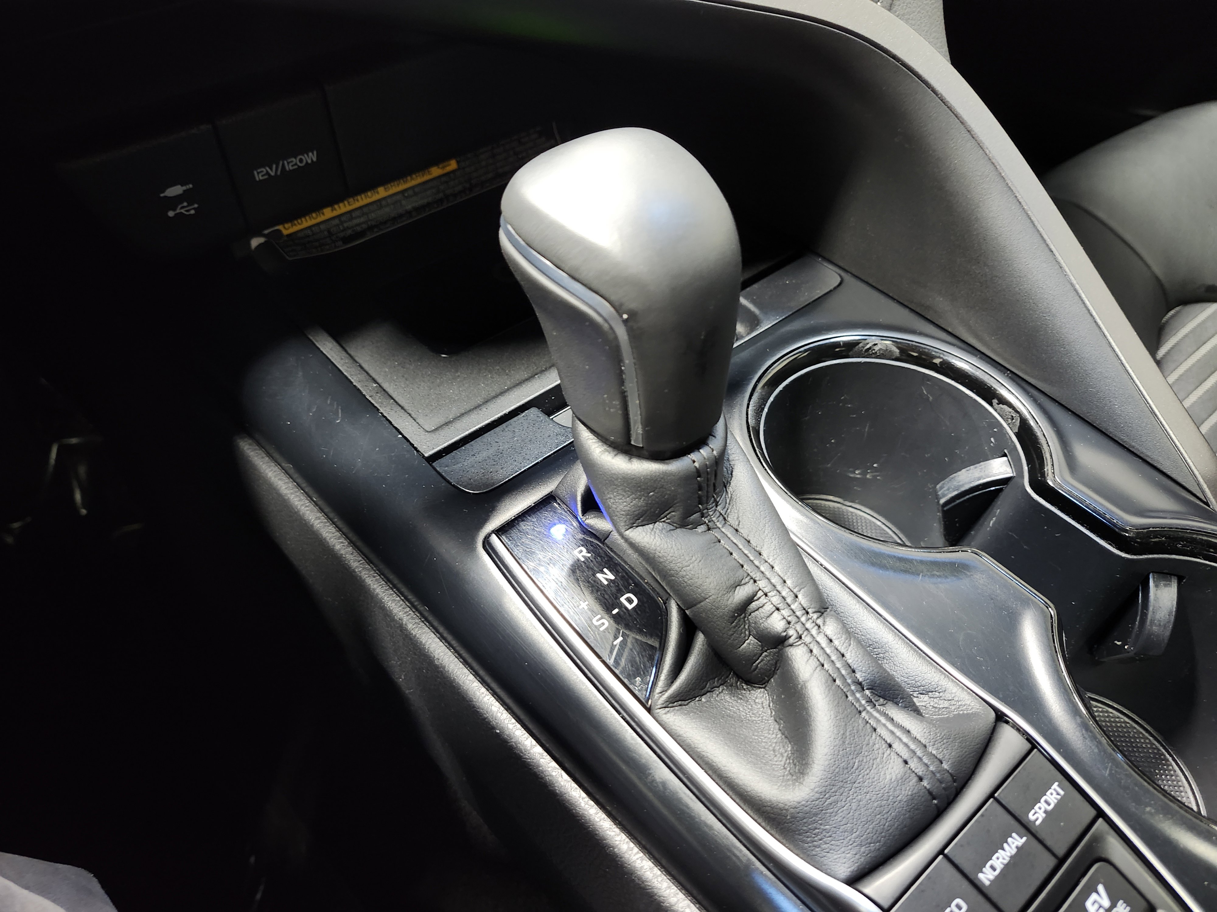 Used 2018 Toyota Camry SE w/ Audio Package image 36