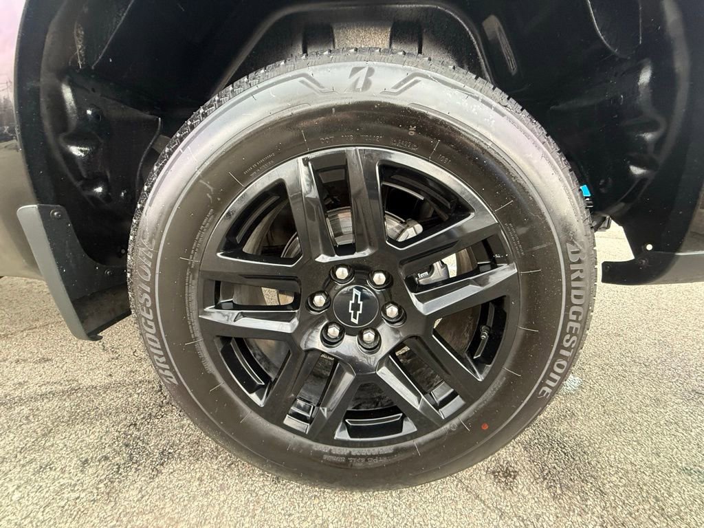 Used 2023 Chevrolet Silverado 1500 Custom image 37
