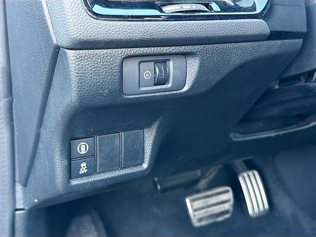 Used 2023 Honda Civic Sport image 10