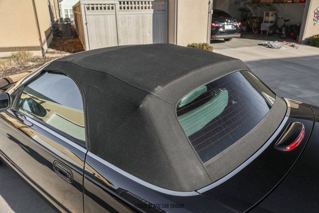 Used 2002 Ford Thunderbird Deluxe image 90