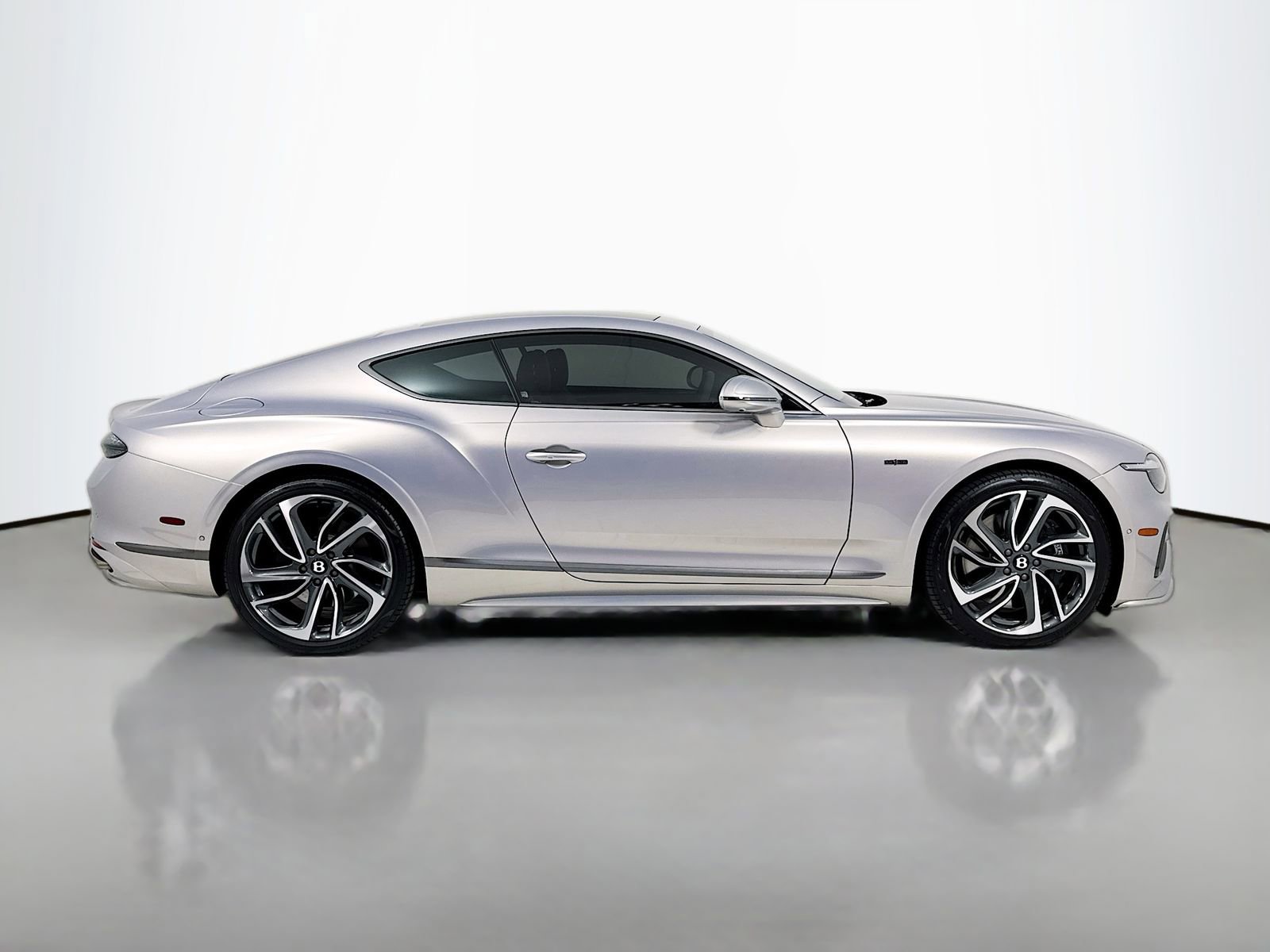 Used 2025 Bentley Continental GT Speed image 9