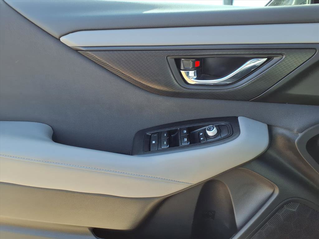 Used 2025 Subaru Outback Premium w/ Popular Package #1A image 19