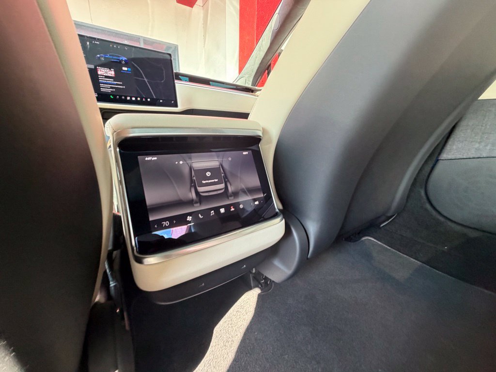 Used 2021 Tesla Model S Plaid AWD/4WD image 31