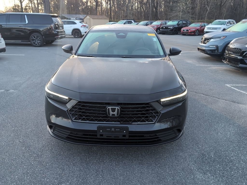 Used 2025 Honda Accord LX image 2