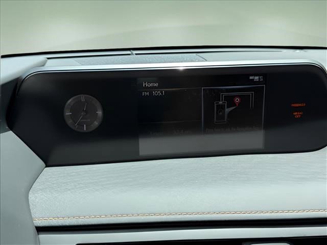 Used 2020 Lexus UX 200 w/ Premium Package FWD image 19