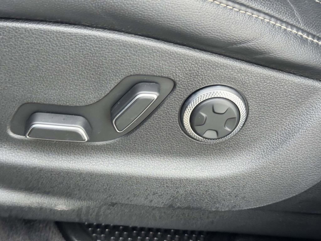 Certified 2023 Genesis GV80 3.5T image 17