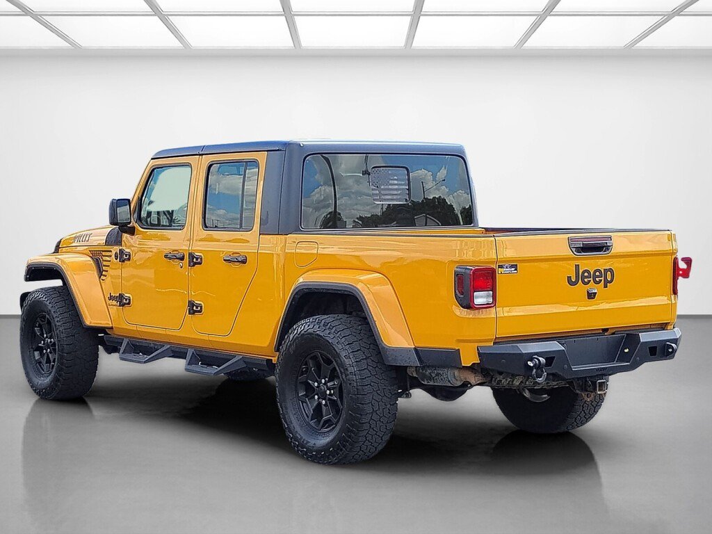 Used 2021 Jeep Gladiator Sport AWD/4WD image 3