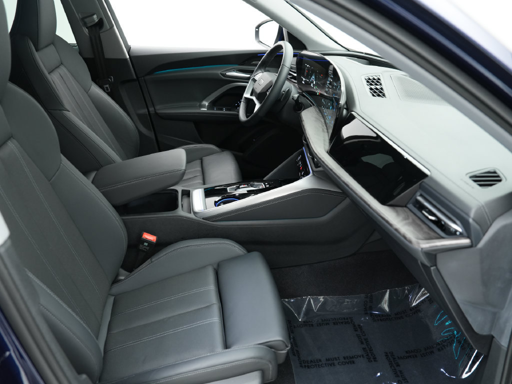 Certified 2025 Audi Q5 Premium Plus w/ Premium Plus AWD/4WD image 23