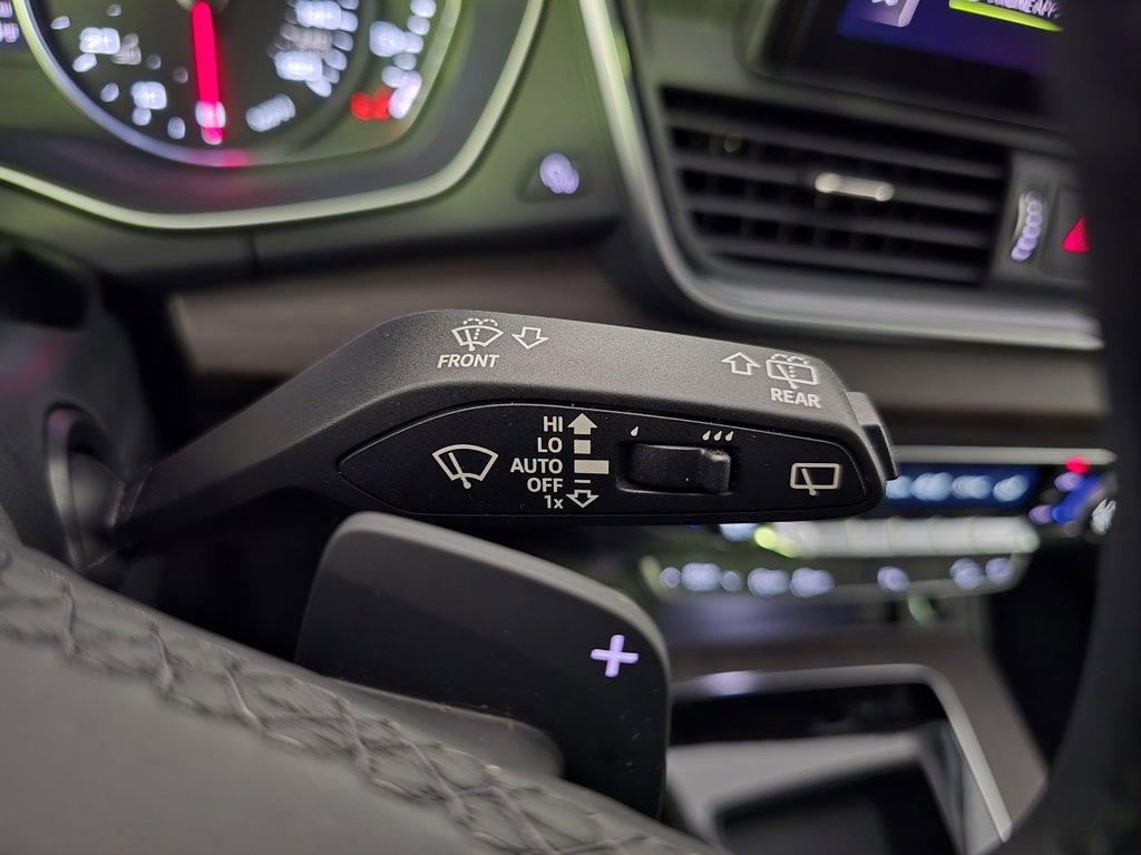 Used 2025 Audi Q5 2.0T Premium image 20