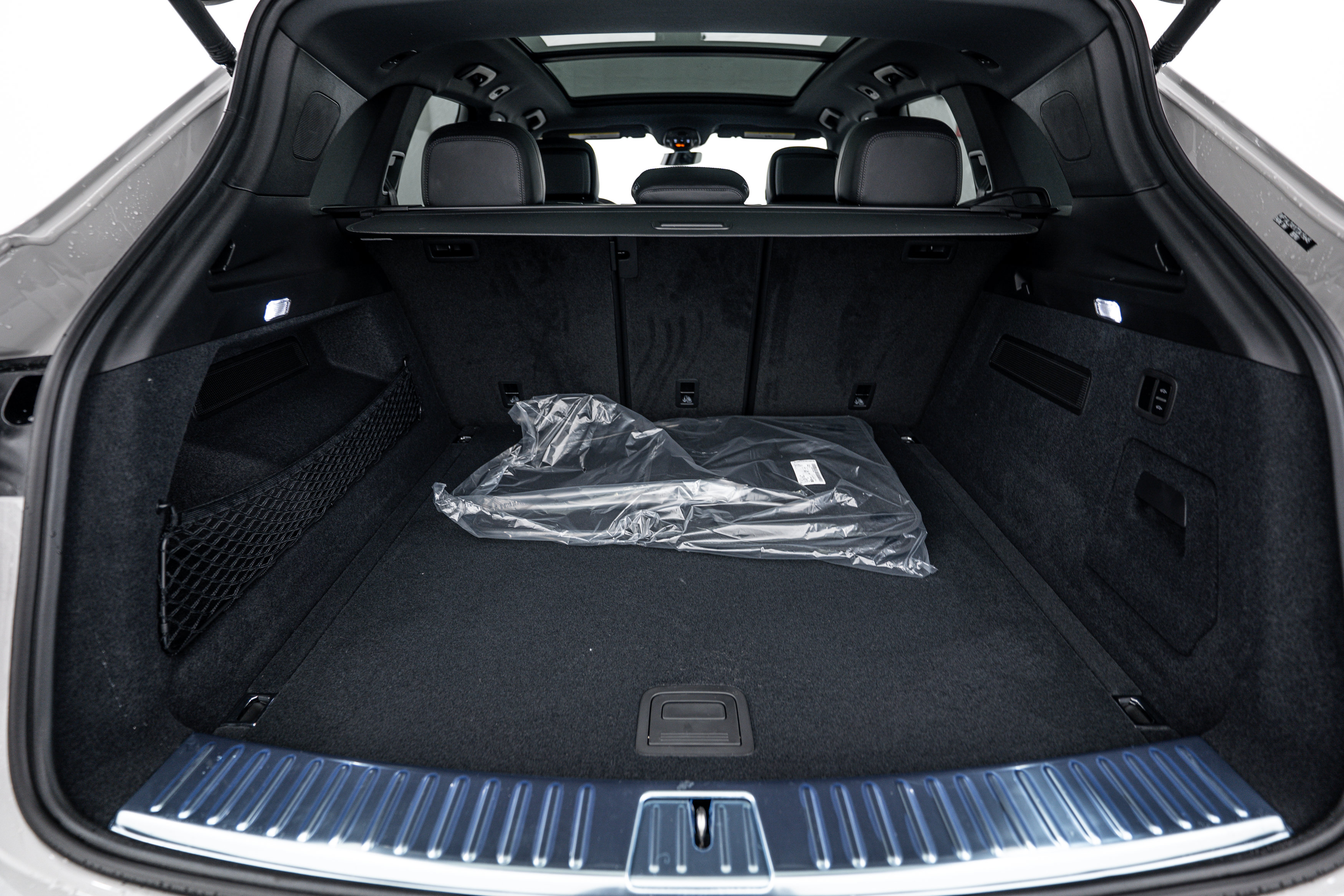 New 2026 Porsche Cayenne S AWD/4WD image 14