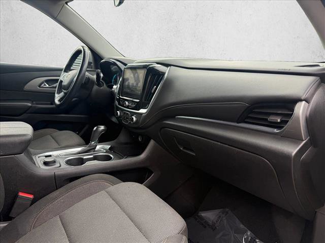 Used 2020 Chevrolet Traverse LT FWD image 25