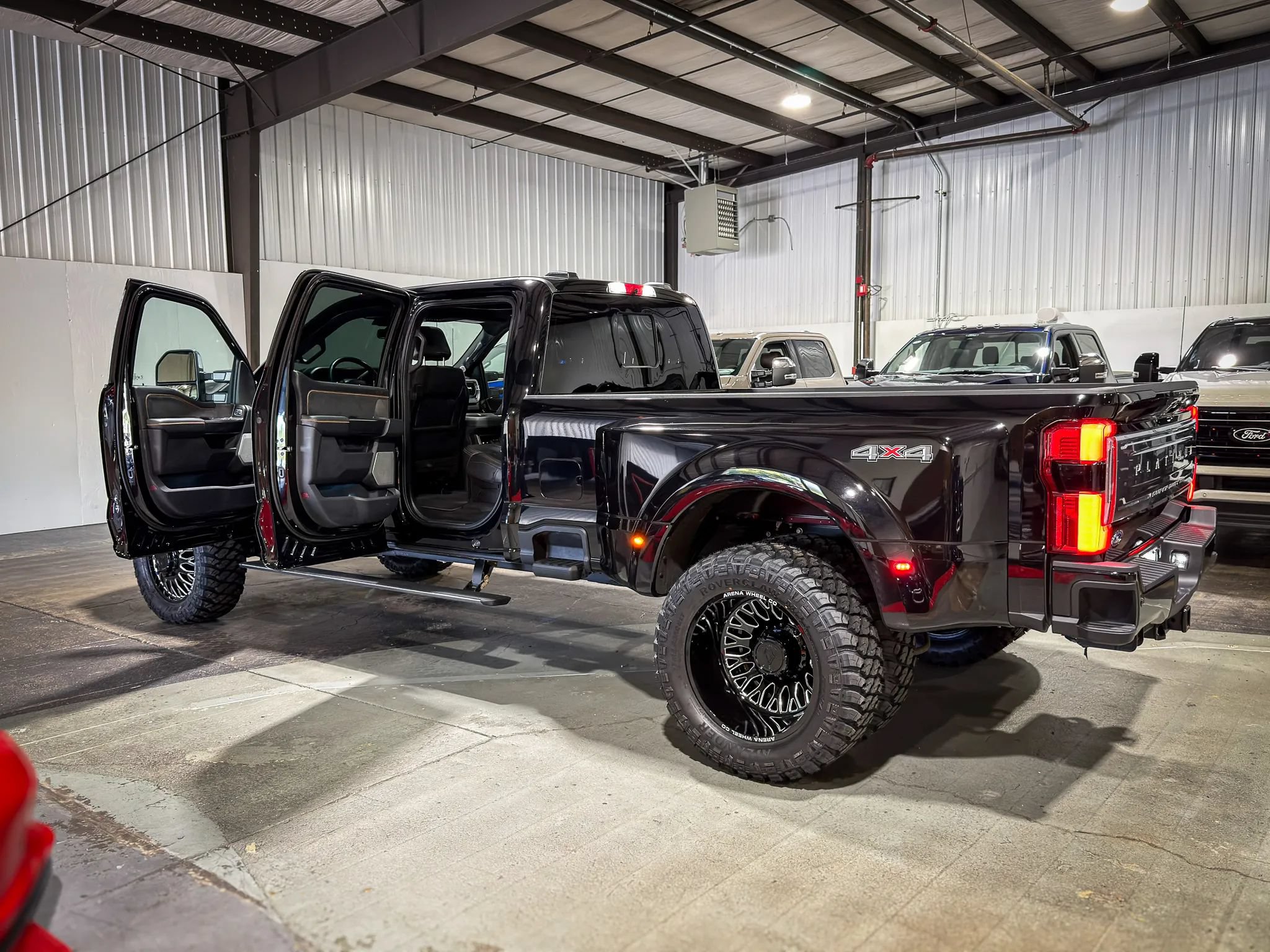 Used 2024 Ford F450 Platinum AWD/4WD image 28