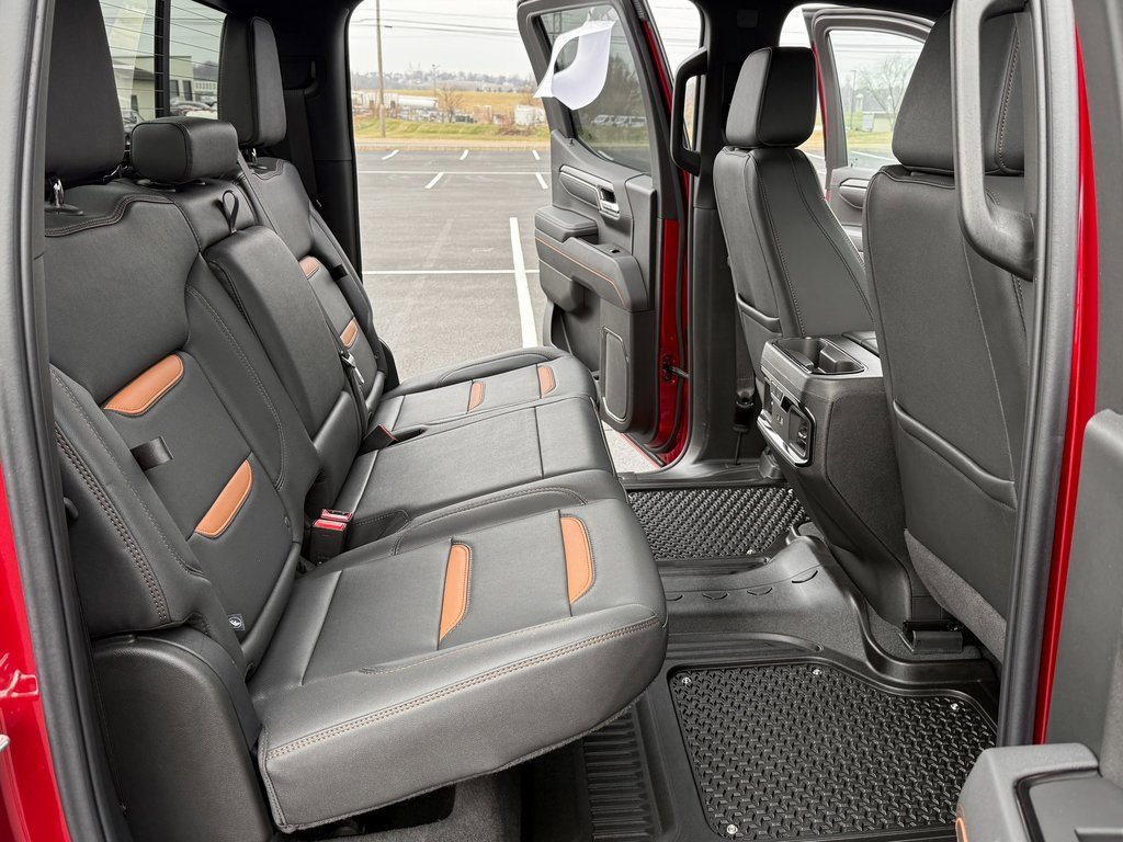 Used 2025 GMC Sierra 1500 AT4 w/ AT4 Premium Package image 19