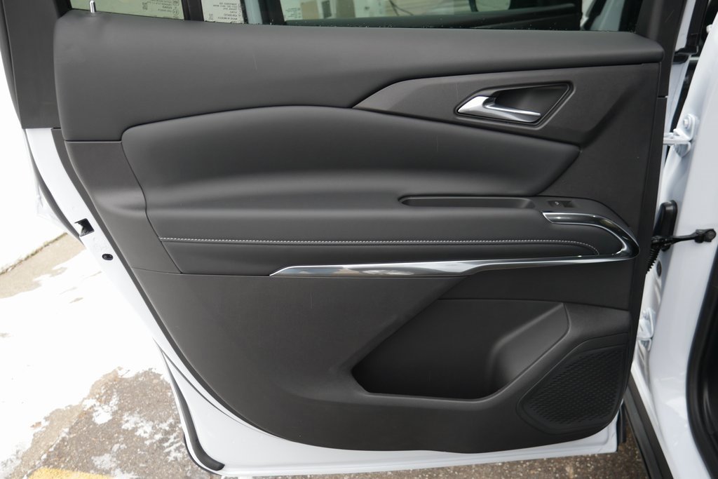 New 2026 Chevrolet Traverse LT w/ LPO, Floor Liner Package image 31