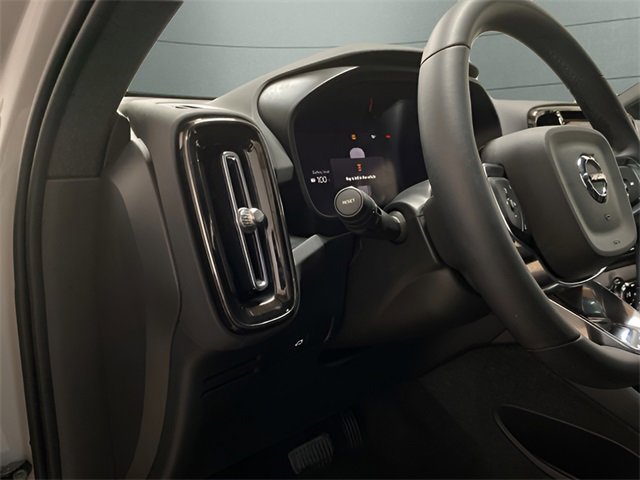 Used 2023 Volvo XC40 Recharge Ultimate w/ Protection Package Premier image 23