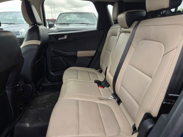 Used 2020 Ford Escape Titanium AWD/4WD image 28