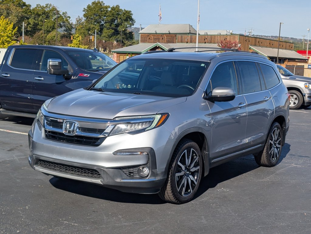Used 2020 Honda Pilot Touring image 3