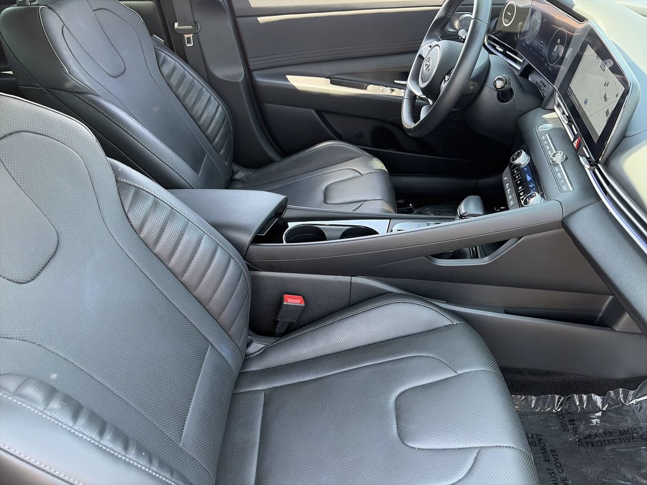 Certified 2023 Hyundai Elantra Limited FWD image 11