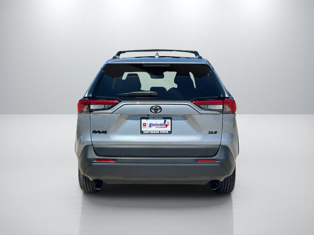 Certified 2025 Toyota RAV4 XLE w/ Convenience Package FWD image 6