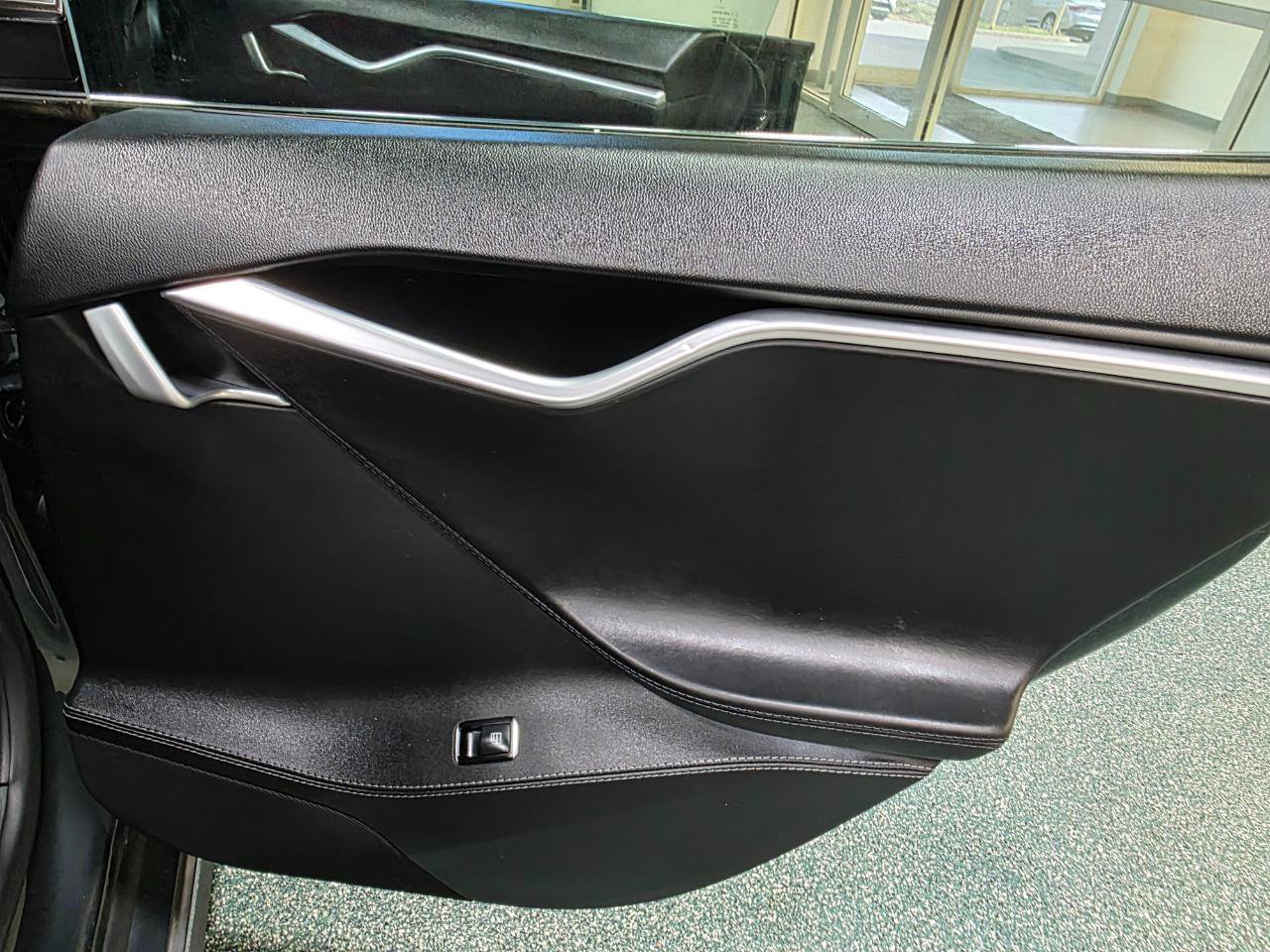 Used 2014 Tesla Model S P85D image 24