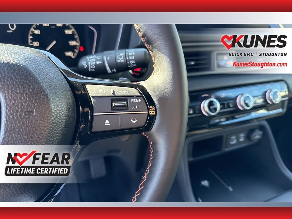 Used 2025 Honda Pilot TrailSport image 28