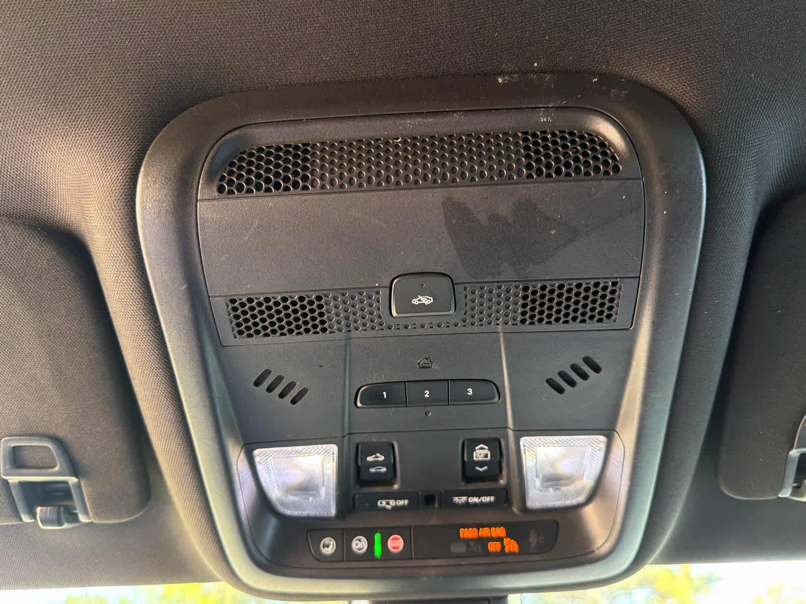 Used 2021 Cadillac XT6 Premium Luxury AWD/4WD image 29