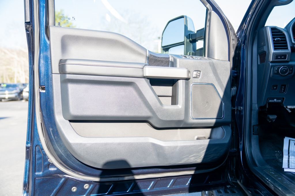 Used 2022 Ford F350 Platinum image 18