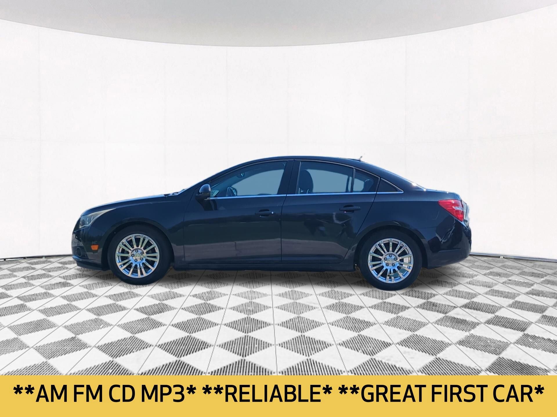 Used 2012 Chevrolet Cruze Eco FWD image 2