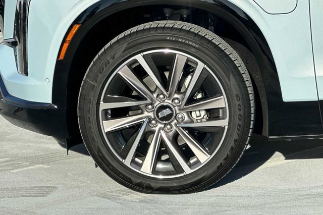 New 2026 Cadillac Vistiq Sport w/ LPO, Floor Liner Package image 24