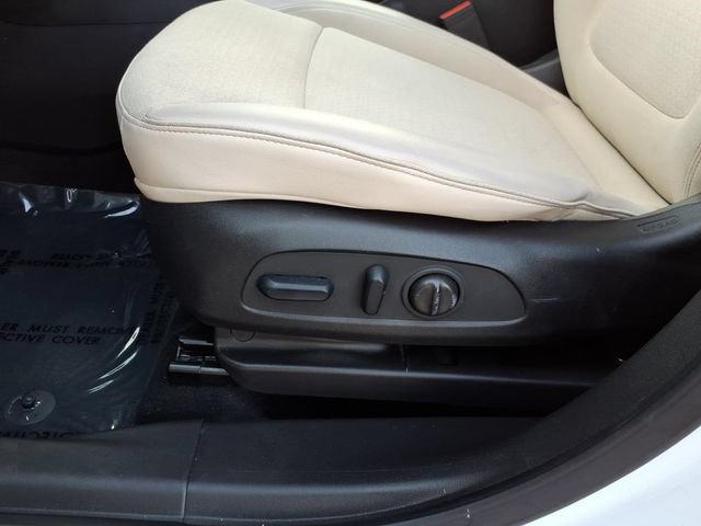 Used 2023 Buick Encore GX Select FWD image 14