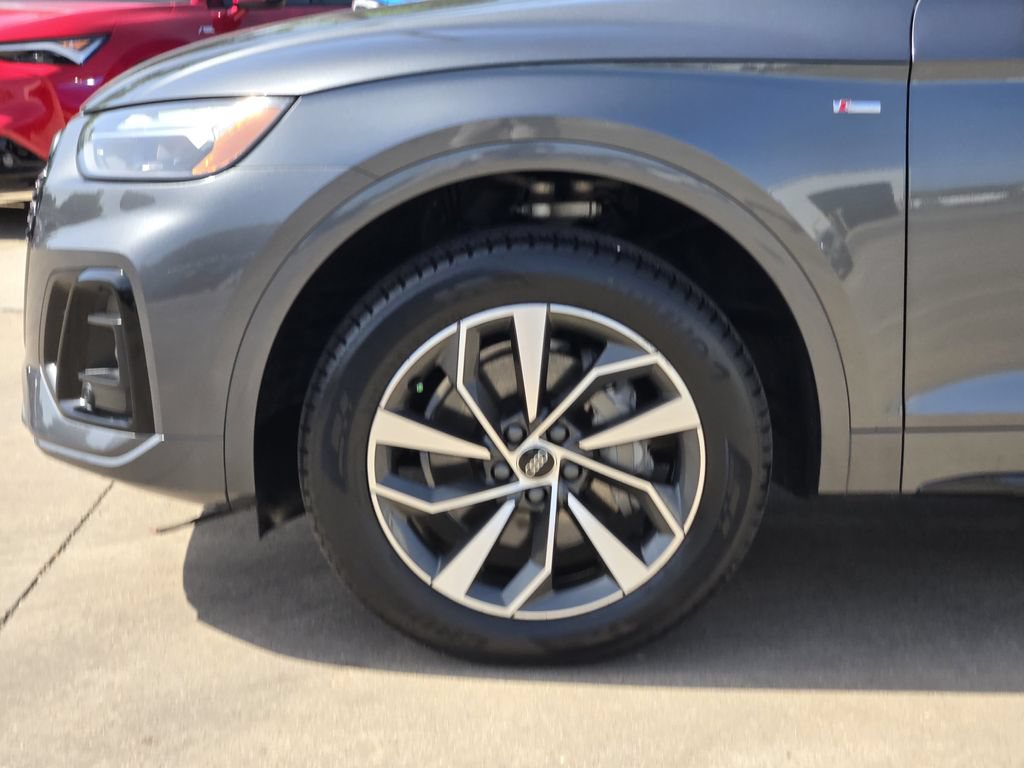 Certified 2024 Audi Q5 2.0T Premium AWD/4WD image 13