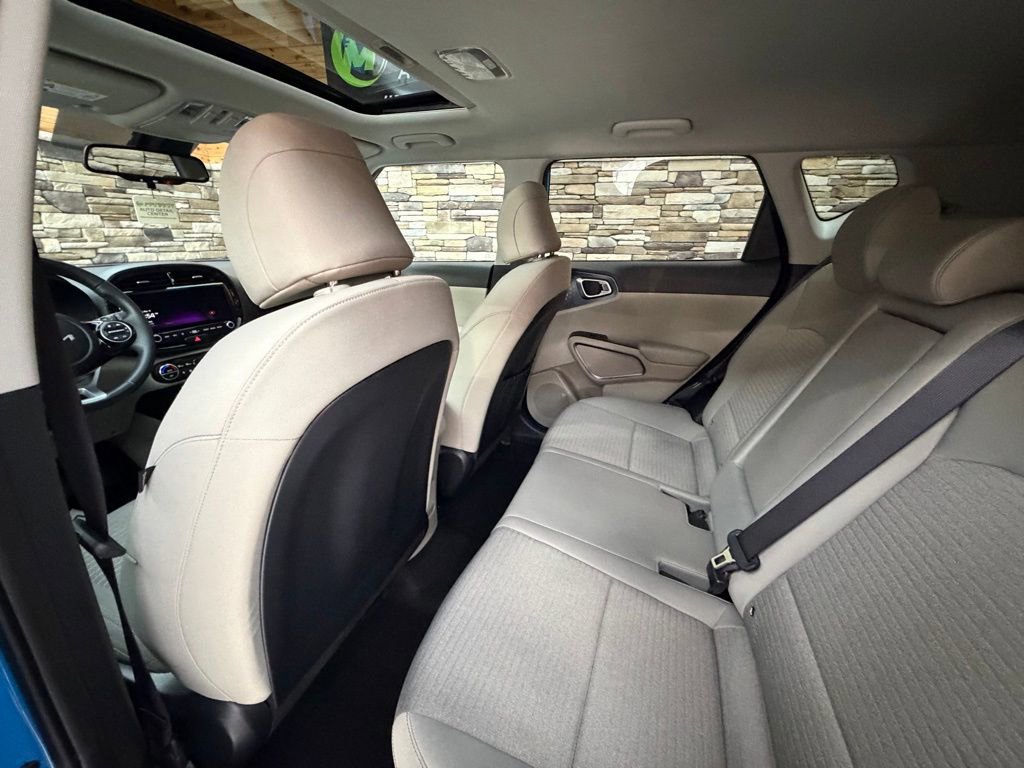 Used 2023 Kia Soul EX image 26
