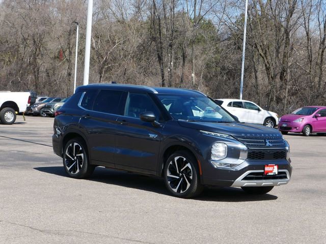 Used 2024 Mitsubishi Outlander SEL AWD/4WD image 1