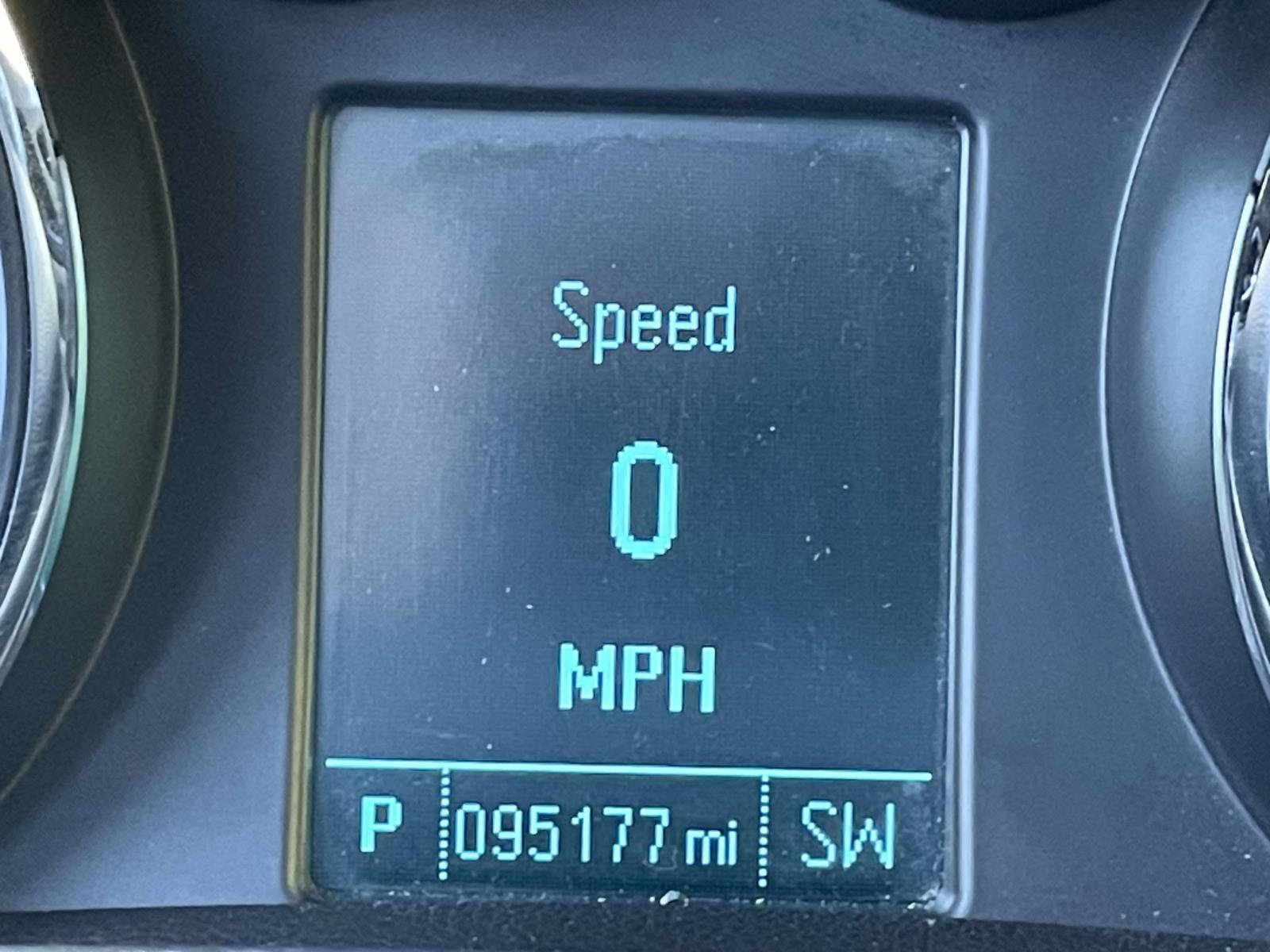 Used 2015 Buick Encore FWD image 21