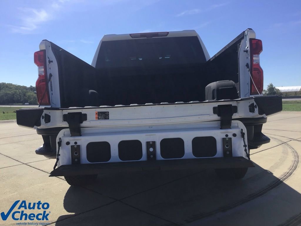 Used 2025 Chevrolet Silverado 1500 ZR2 w/ Technology Package image 7