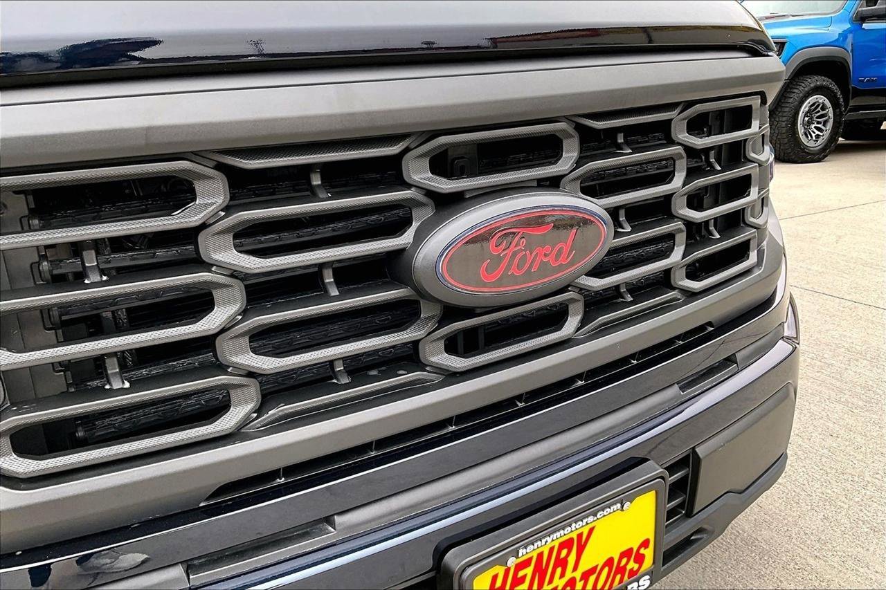 Used 2025 Ford F150 XL RWD image 30